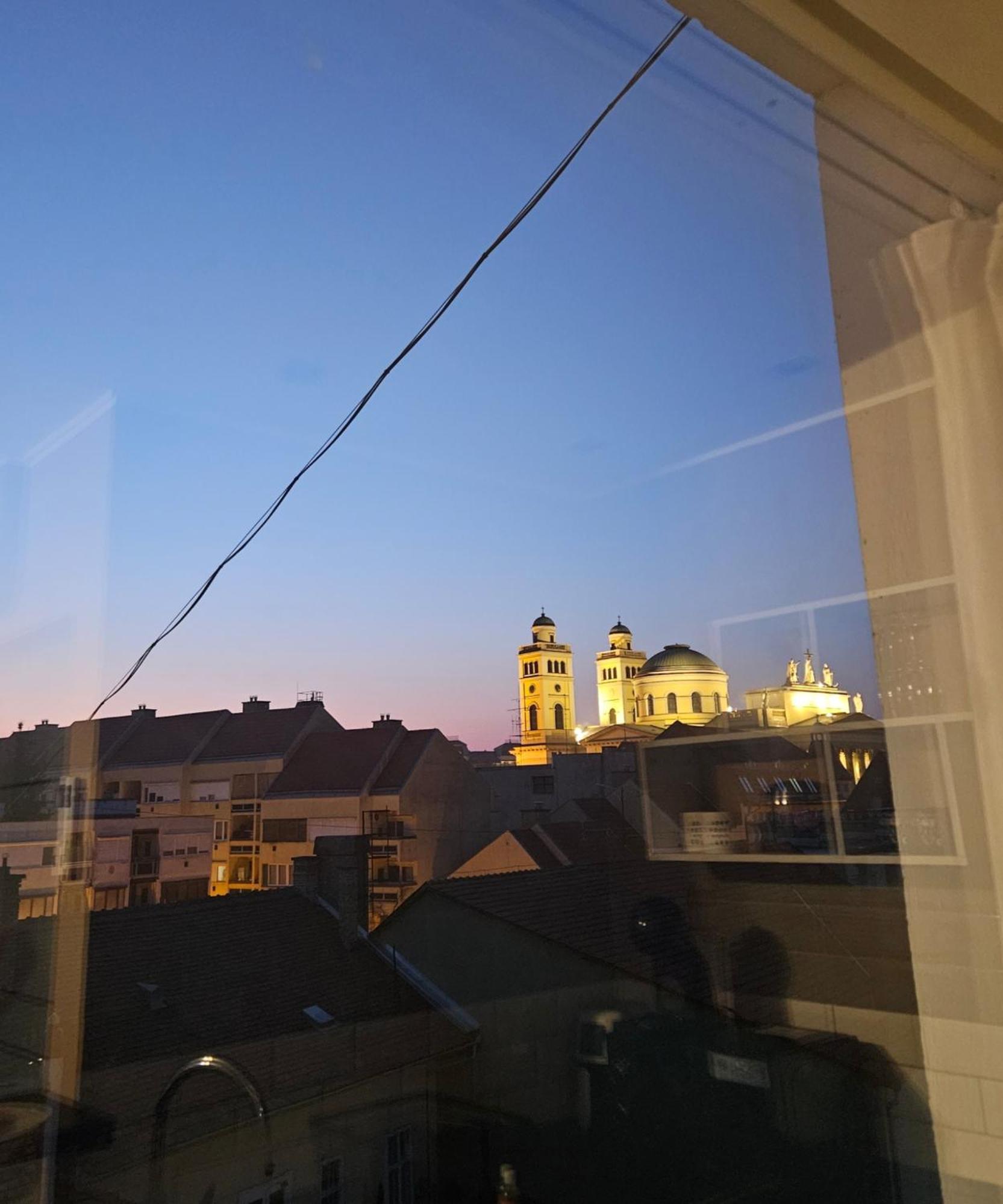 Hellowine Ii Apartment Eger